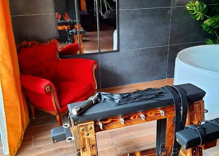 Appartamento La Loveroom Bdsm De  La Luxe Des Désirs *