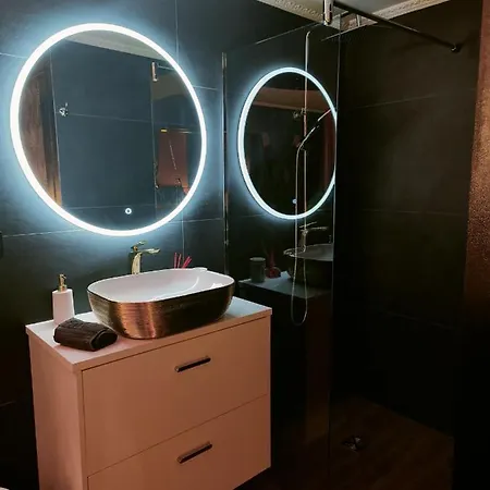 Appartamento La Loveroom Bdsm De La Luxe Des Désirs